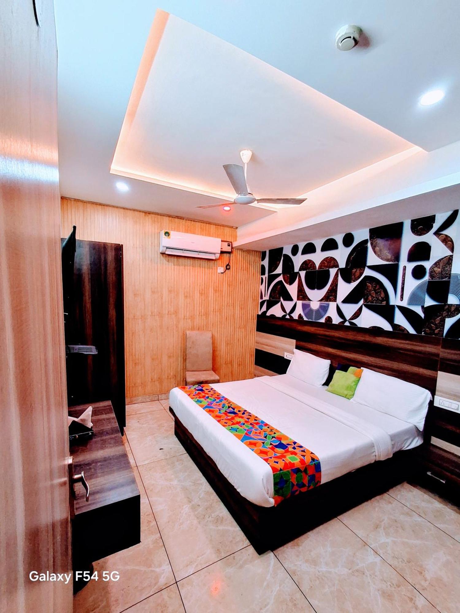 Hotel Welcome Residency Zirakpur Exterior foto